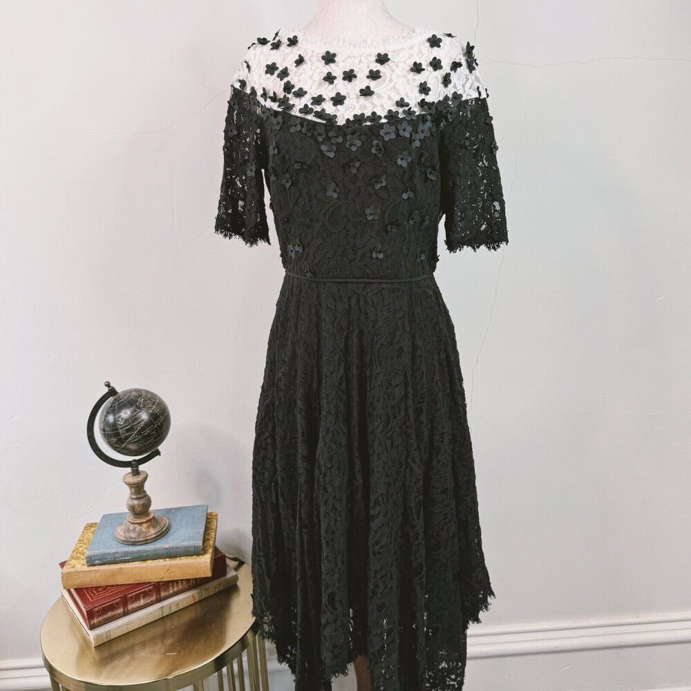 Shani Lace Midi Dress Hanky Hem Floral Appliqué Contrast Size 4 Wedding Classic